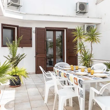 Casa Vacanza Rosa 2 Piano Terra *
