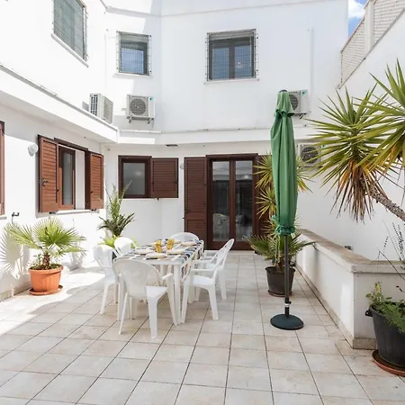 Casa Vacanza Rosa 2 Piano Terra Apartment